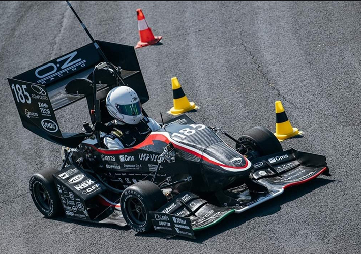 Foto NSK Italia patrocina el equipo de automovilismo de la Universidad de Padua.